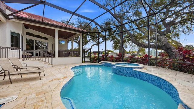 7637 COVE TERRACE, Sarasota, FL 34231