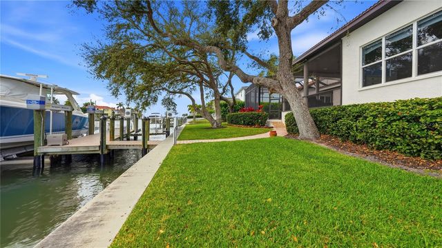 7637 COVE TERRACE, Sarasota, FL 34231
