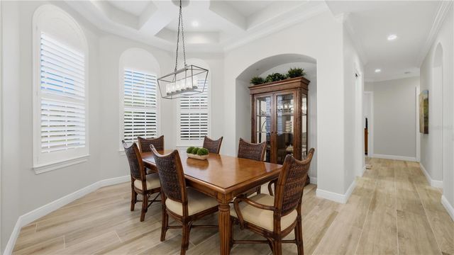 7637 COVE TERRACE, Sarasota, FL 34231