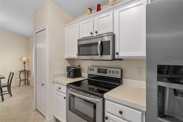 5245 GATO DEL SOL CIRCLE, Wesley Chapel, FL 33544