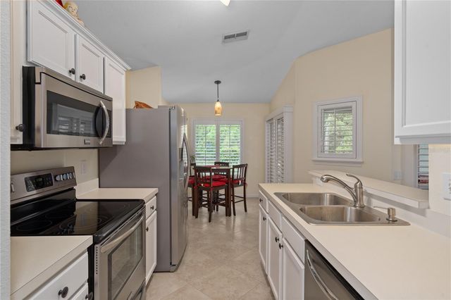 5245 GATO DEL SOL CIRCLE, Wesley Chapel, FL 33544