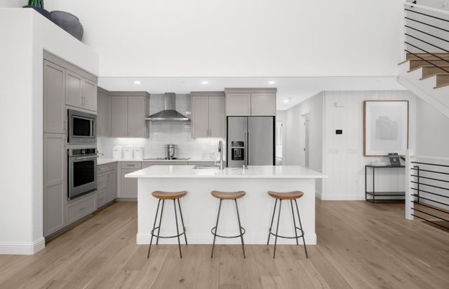 11040 Maple Place 28-06 Plan 2, Saratoga, CA 95070