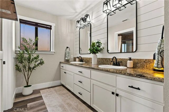 22336 Loch Lomond, Canyon Lake, CA 92587