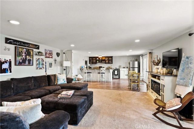 22336 Loch Lomond, Canyon Lake, CA 92587
