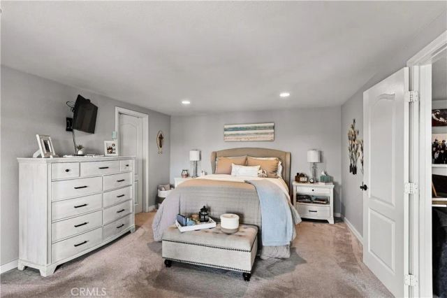 22336 Loch Lomond, Canyon Lake, CA 92587
