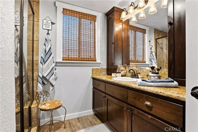 22336 Loch Lomond, Canyon Lake, CA 92587
