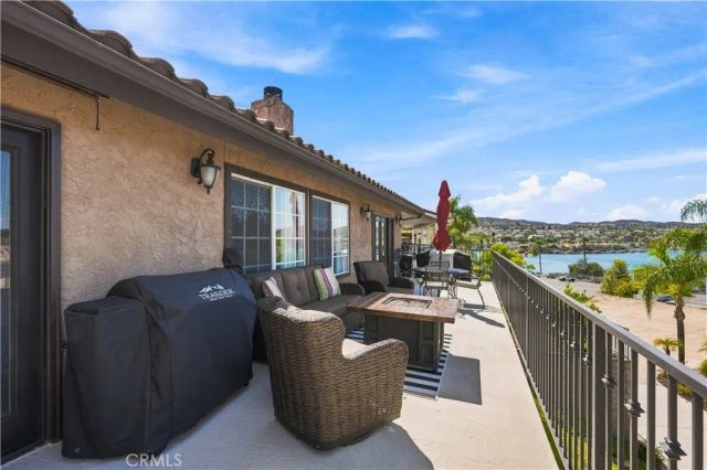 22336 Loch Lomond, Canyon Lake, CA 92587