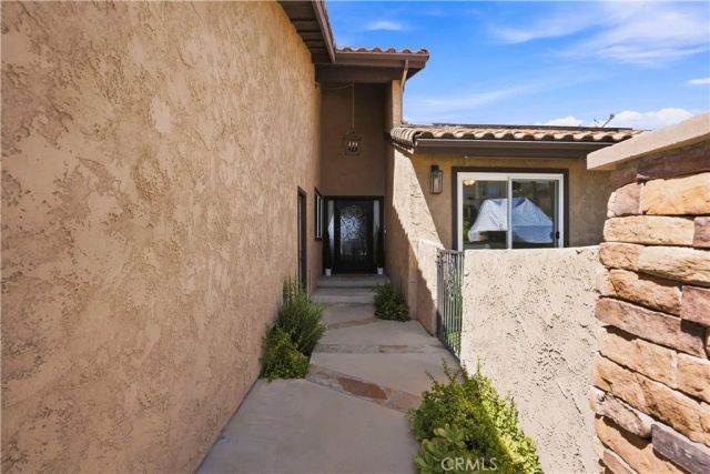 22336 Loch Lomond, Canyon Lake, CA 92587