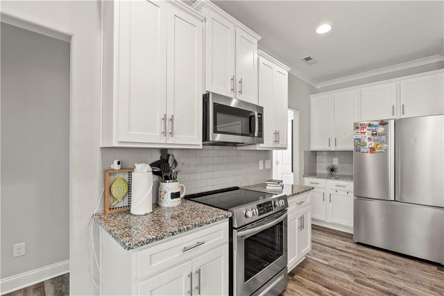 180 Sophie Circle, Locust Grove, GA 30248