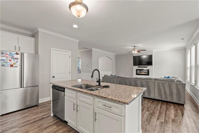 180 Sophie Circle, Locust Grove, GA 30248