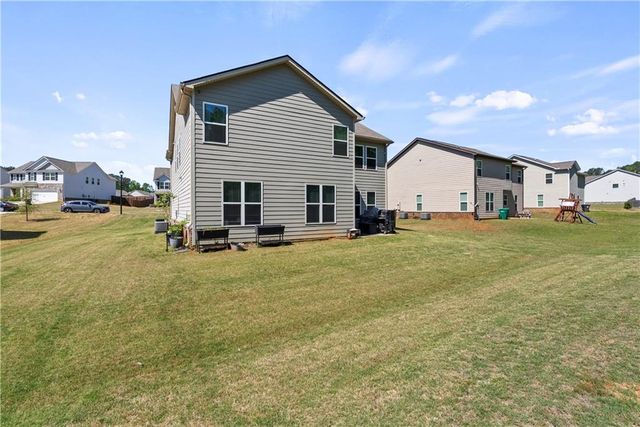 180 Sophie Circle, Locust Grove, GA 30248