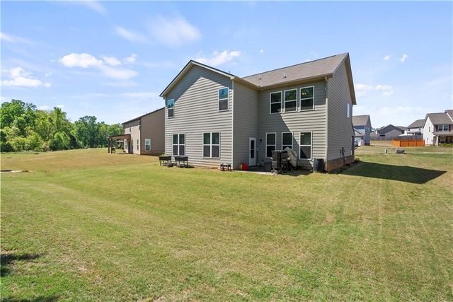 180 Sophie Circle, Locust Grove, GA 30248