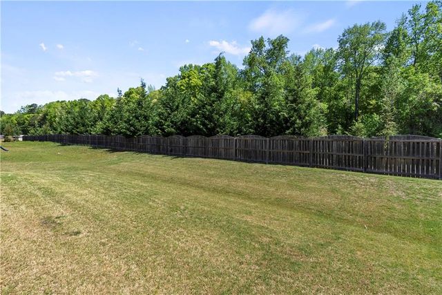 180 Sophie Circle, Locust Grove, GA 30248
