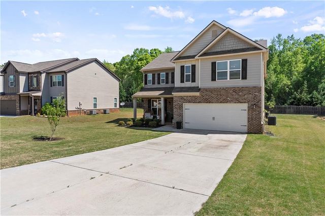 180 Sophie Circle, Locust Grove, GA 30248