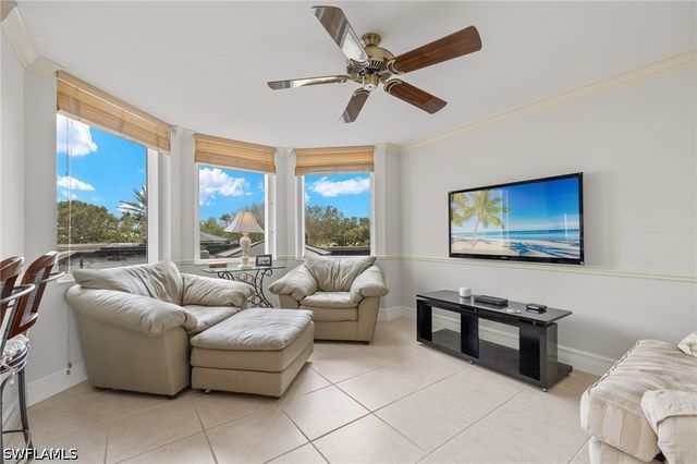 6849 Grenadier BLVD 201, Naples, FL 34108