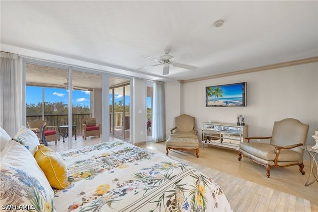 6849 Grenadier BLVD 201, Naples, FL 34108