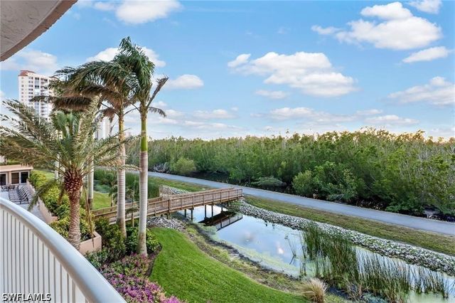 6849 Grenadier BLVD 201, Naples, FL 34108