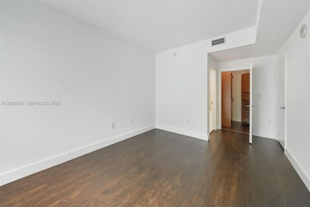 1900 N Bayshore Dr 3707, Miami, FL 33132