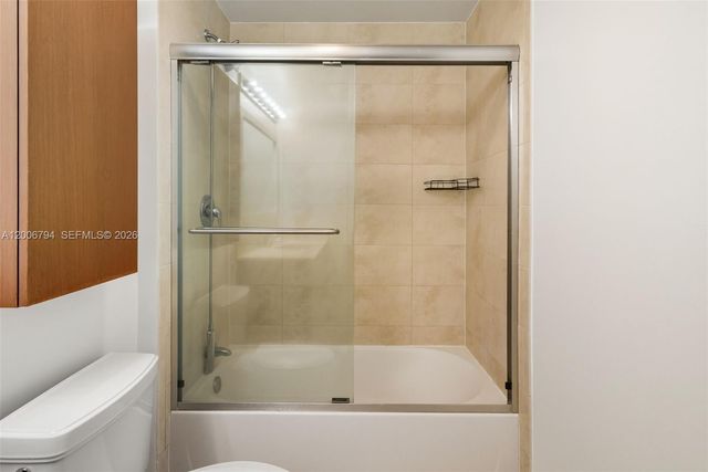 1900 N Bayshore Dr 3707, Miami, FL 33132