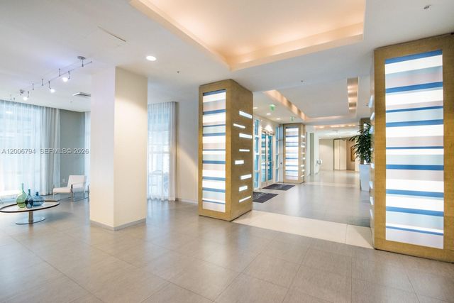 1900 N Bayshore Dr 3707, Miami, FL 33132