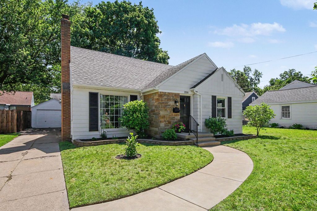 2516 Mildred Avenue Se, Grand Rapids Twp, MI 49507