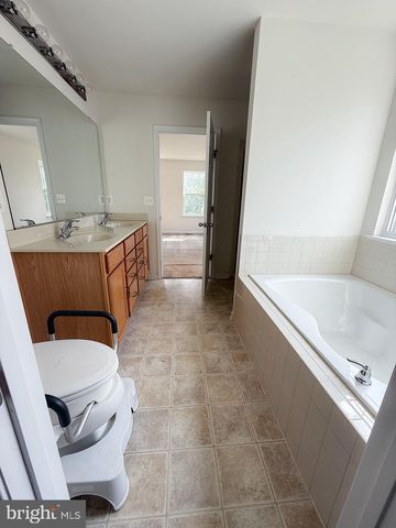608 HUNTERS RD, Culpeper, VA 22701