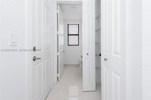 10235 NW 87th Ter, Doral, FL 33178