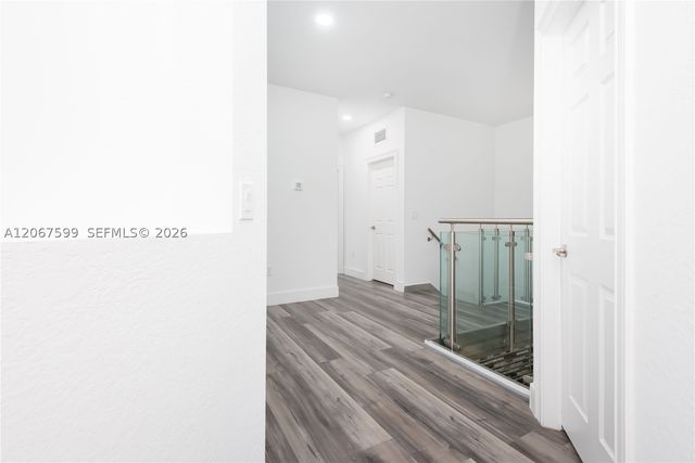 10235 NW 87th Ter, Doral, FL 33178