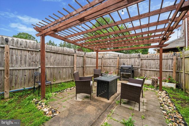 322 HARRISON AVE, Upper Darby, PA 19082