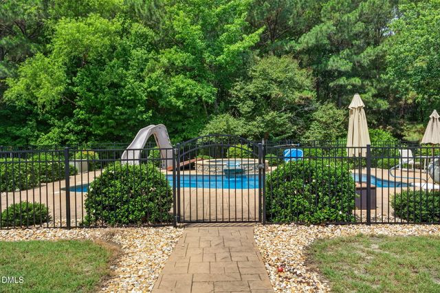 145 Huntington Drive, Dunn, NC 28334