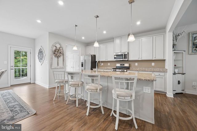 3062 SHAWS RD, Edgemere, MD 21219