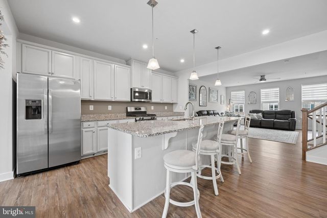 3062 SHAWS RD, Edgemere, MD 21219
