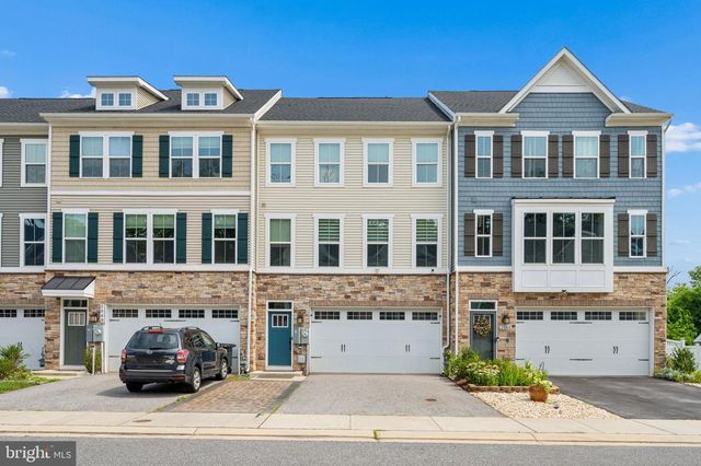 3062 SHAWS RD, Edgemere, MD 21219