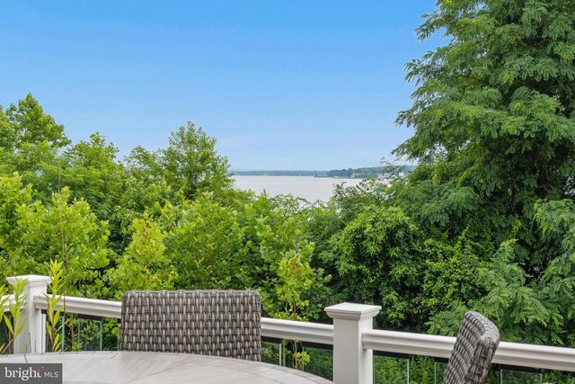 3062 SHAWS RD, Edgemere, MD 21219