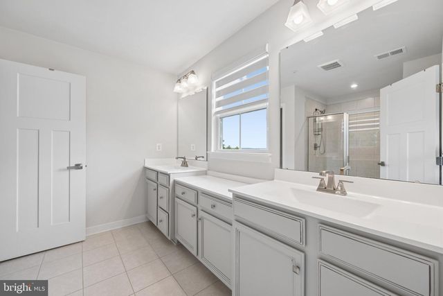 3062 SHAWS RD, Edgemere, MD 21219