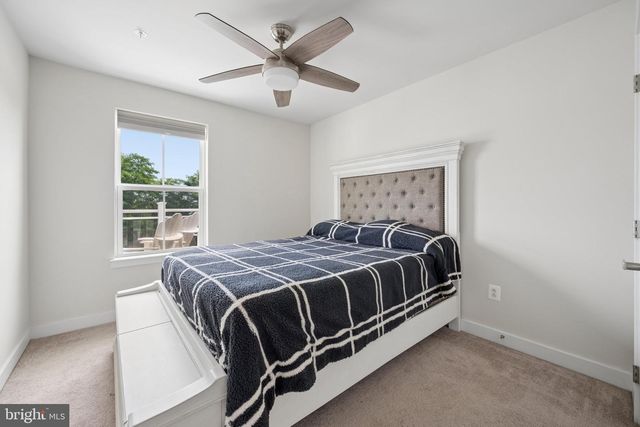 3062 SHAWS RD, Edgemere, MD 21219