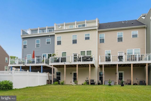 3062 SHAWS RD, Edgemere, MD 21219