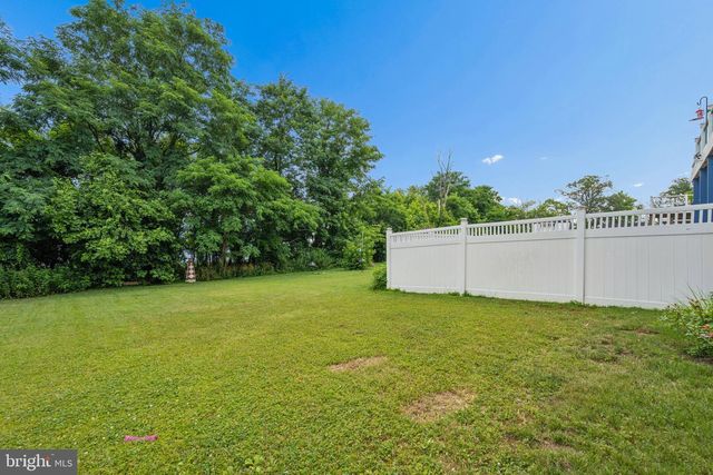 3062 SHAWS RD, Edgemere, MD 21219