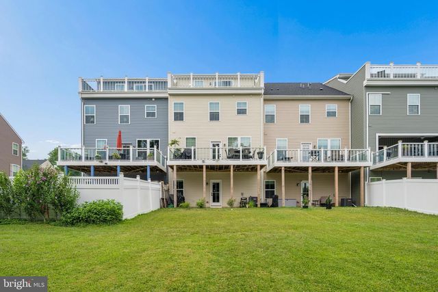 3062 SHAWS RD, Edgemere, MD 21219