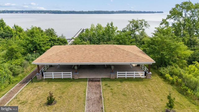 3062 SHAWS RD, Edgemere, MD 21219