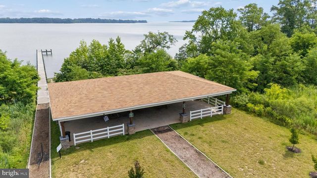 3062 SHAWS RD, Edgemere, MD 21219