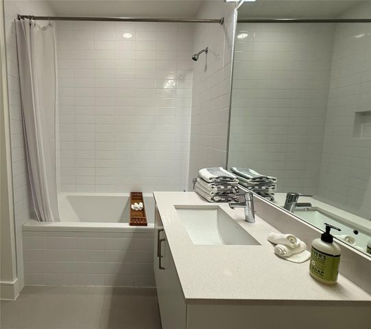 222 West Ave 3008, Austin, TX 78701