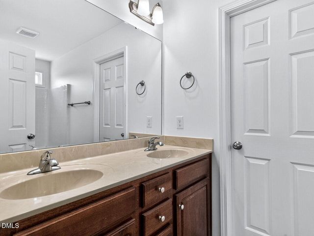 136 Middle Landing Drive, Smithfield, NC 27577
