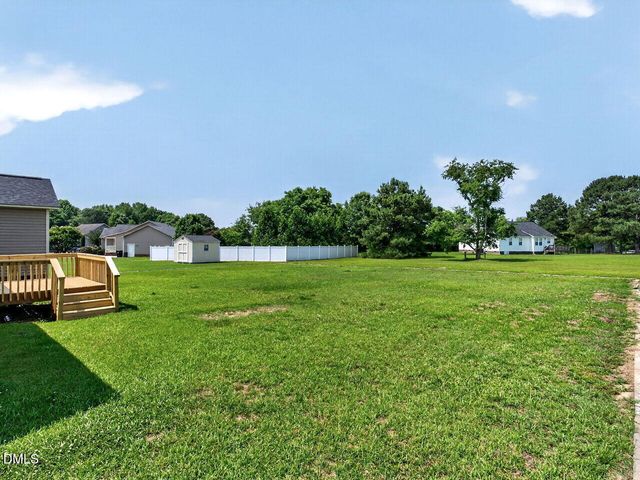 136 Middle Landing Drive, Smithfield, NC 27577
