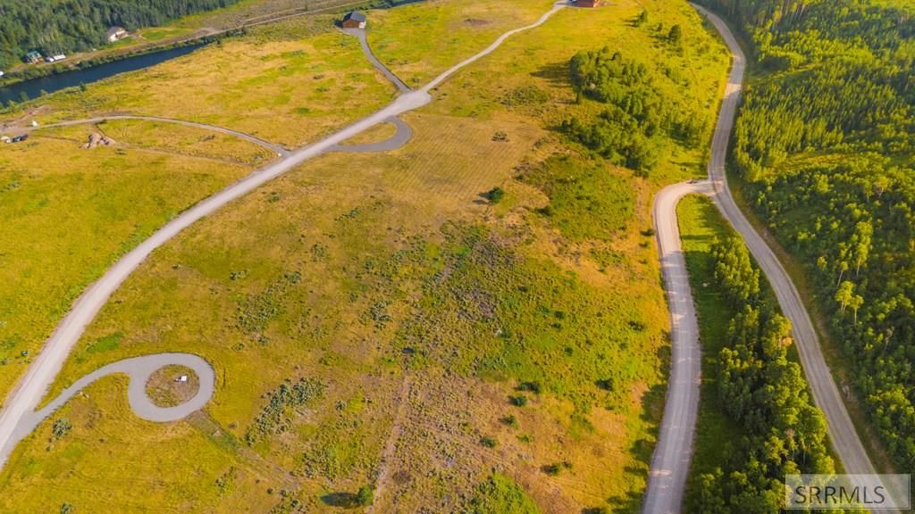 Image 14 of property listing at 1593 Sharptail Road, Ashton, ID 83420