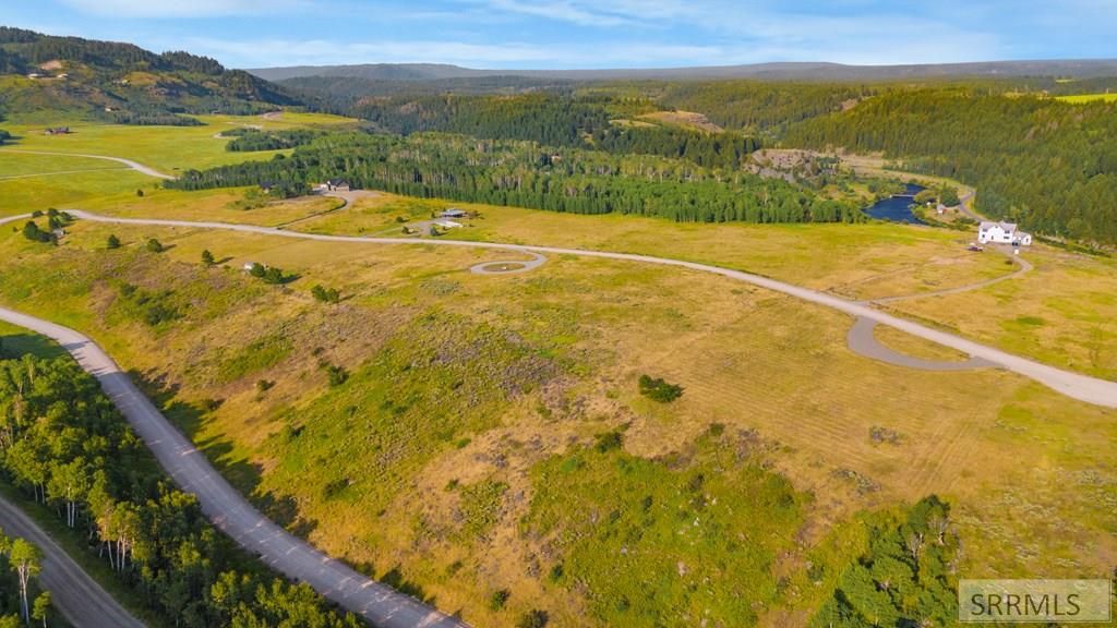 Image 17 of property listing at 1593 Sharptail Road, Ashton, ID 83420