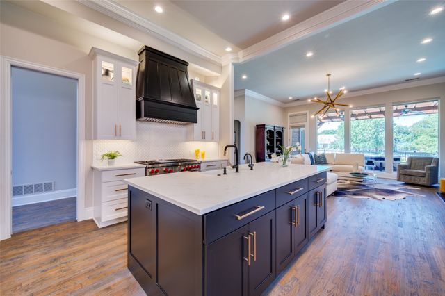 23 Fairway Drive, Frisco, TX 75034