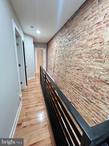 5446 W MARKET ST, Philadelphia, PA 19139