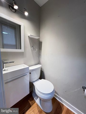 5446 W MARKET ST, Philadelphia, PA 19139