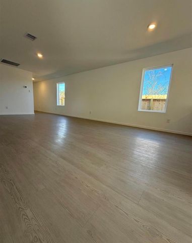 14896 N Ascot Bend Cir, Conroe, TX 77306